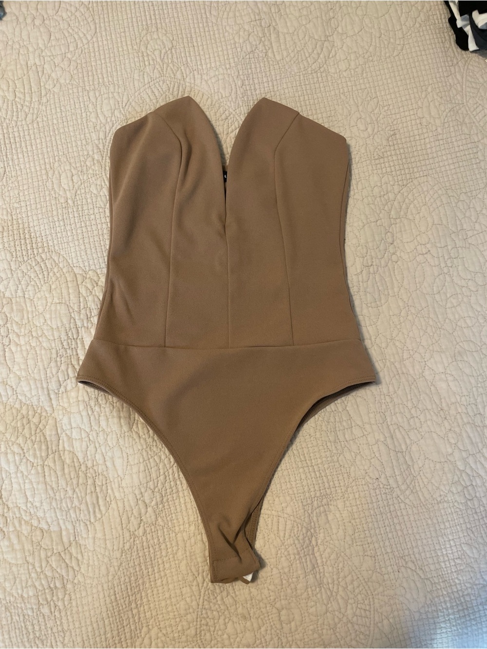 Blue Blush Strapless Bodysuit in Taupe